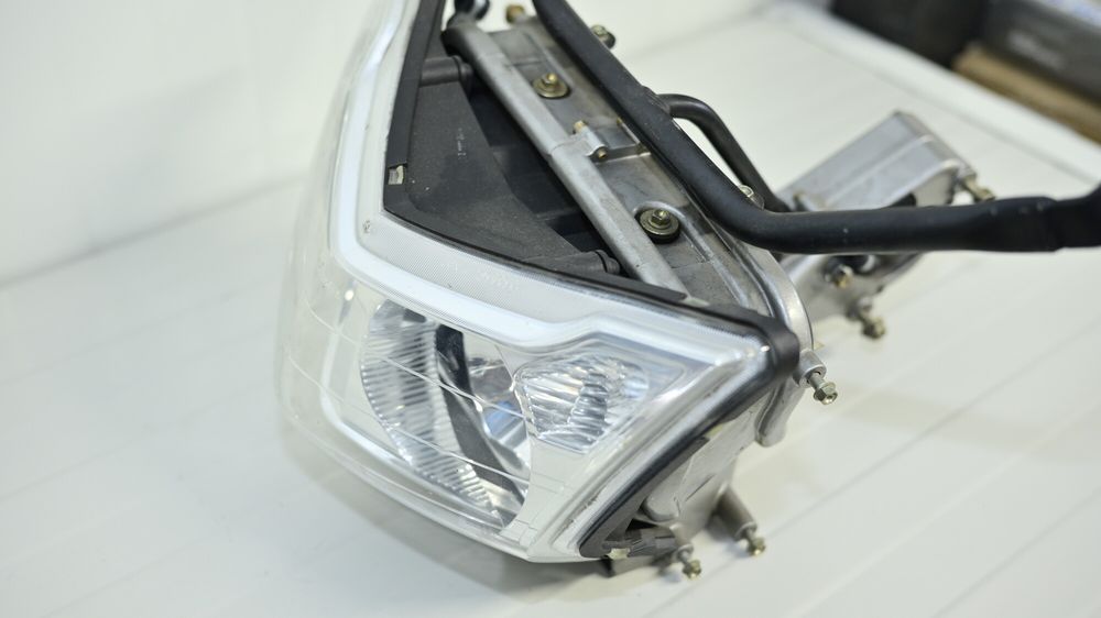 Ducati ST3 Far + cadru de bord + cadru carena 82915561A