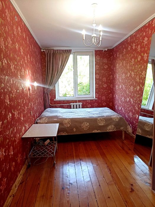 2 в 3/3/5, Дархан, кирпич, 54 метра. СК СТАРТ, Канишка. Евроремонт