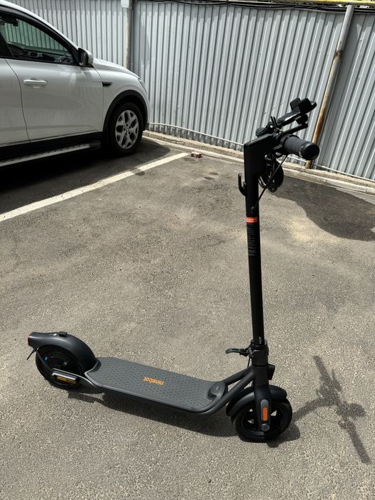 Ninebot F2 почти новый