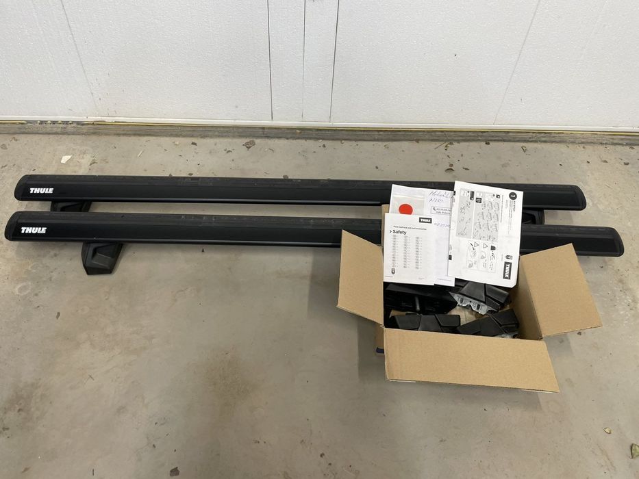 Кит захвати Thule 7021 / 7107 за Mercedes E-Class (W212) / C-Class (W204) + напречни греди Thule Squarebar 108см.