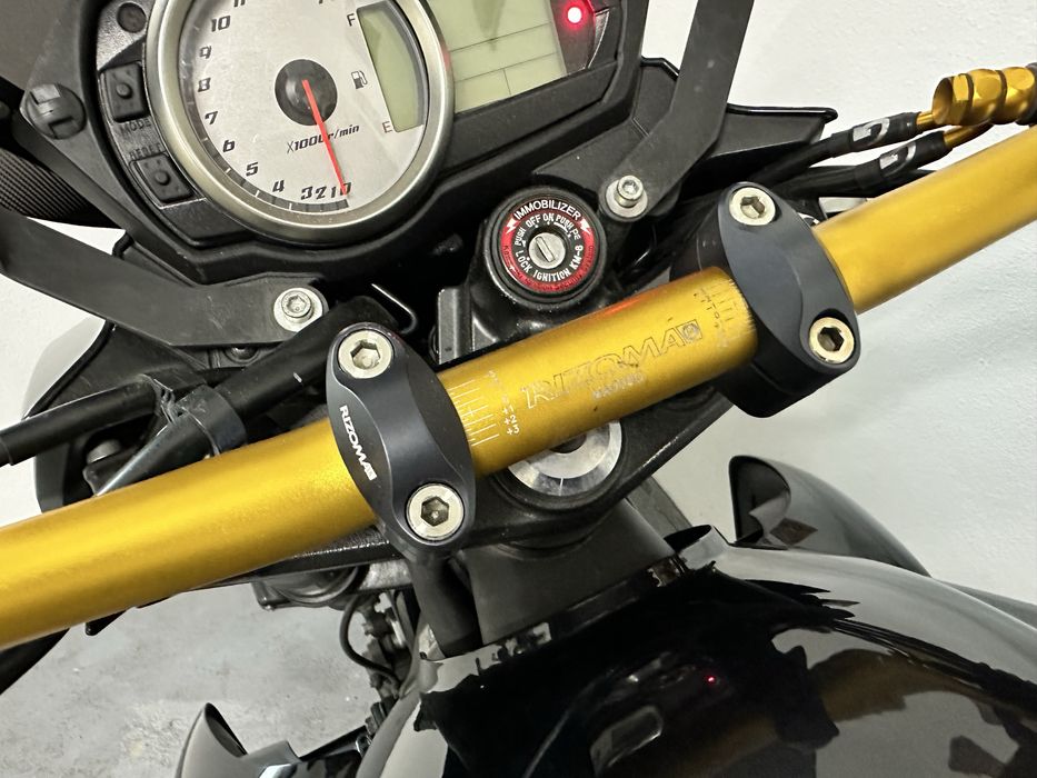 Kawasaki Z 750 .