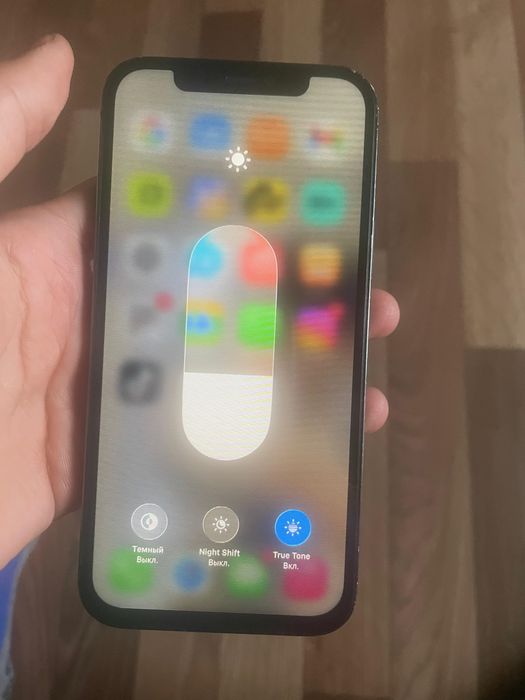 Айфон 12про.