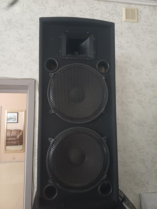 Продам акустические коллонки