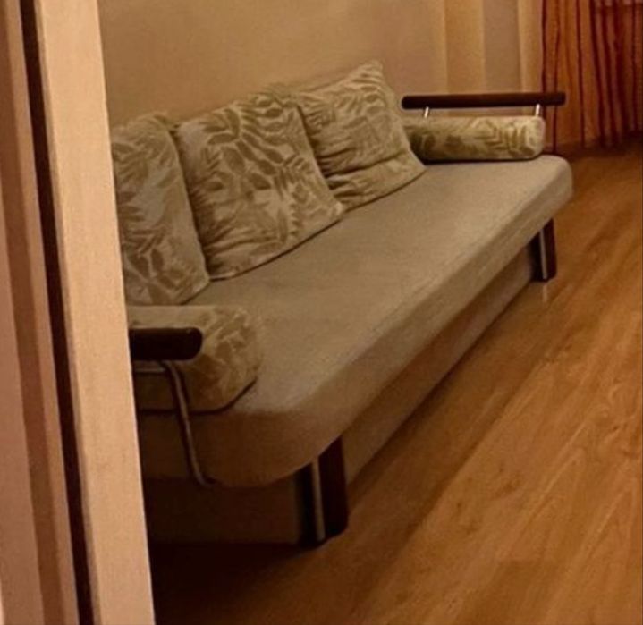 Диваны ,два дивана .