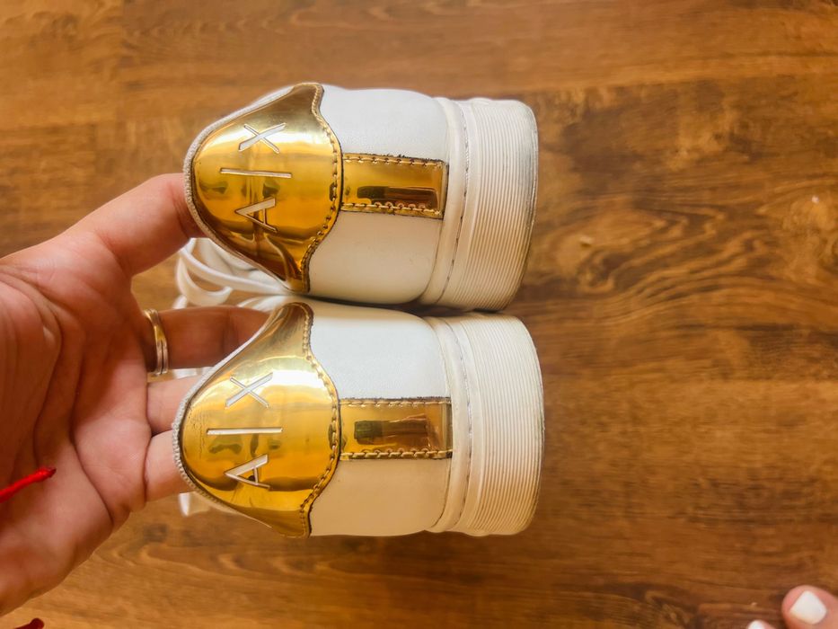 Armani exchange sneakers 40