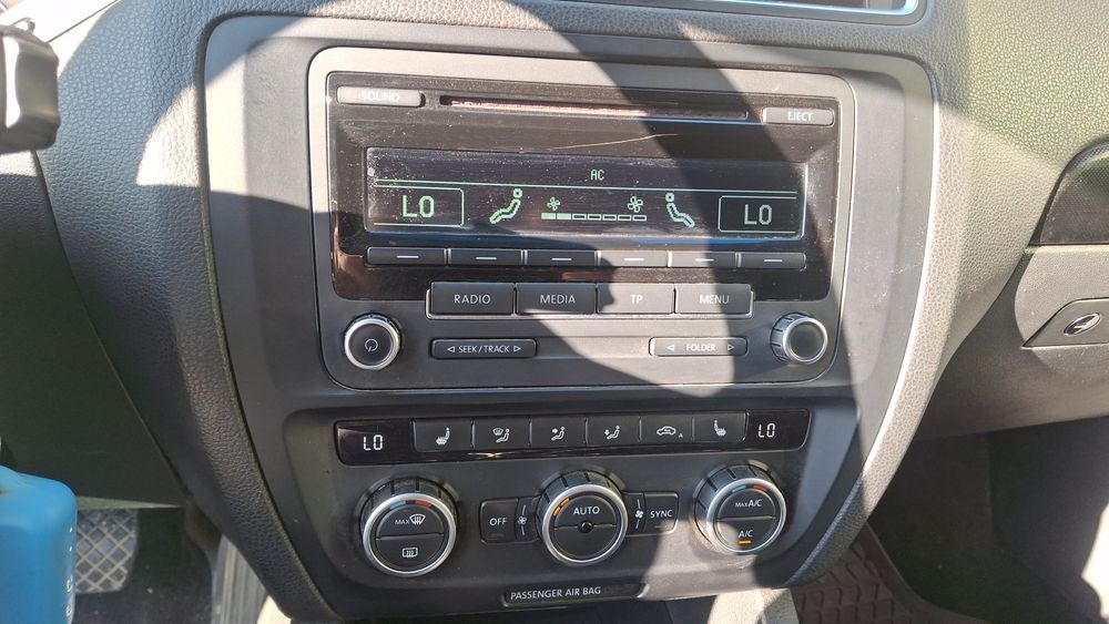 Volkswagen jetta 6  1.4tsi  2014г