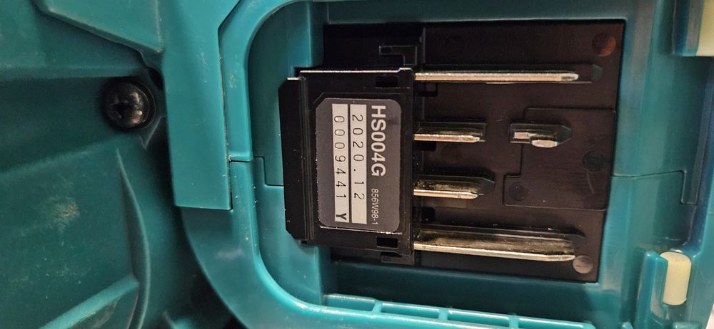 Makita Циркуляр Линеен Потапящ HS004G 40V.