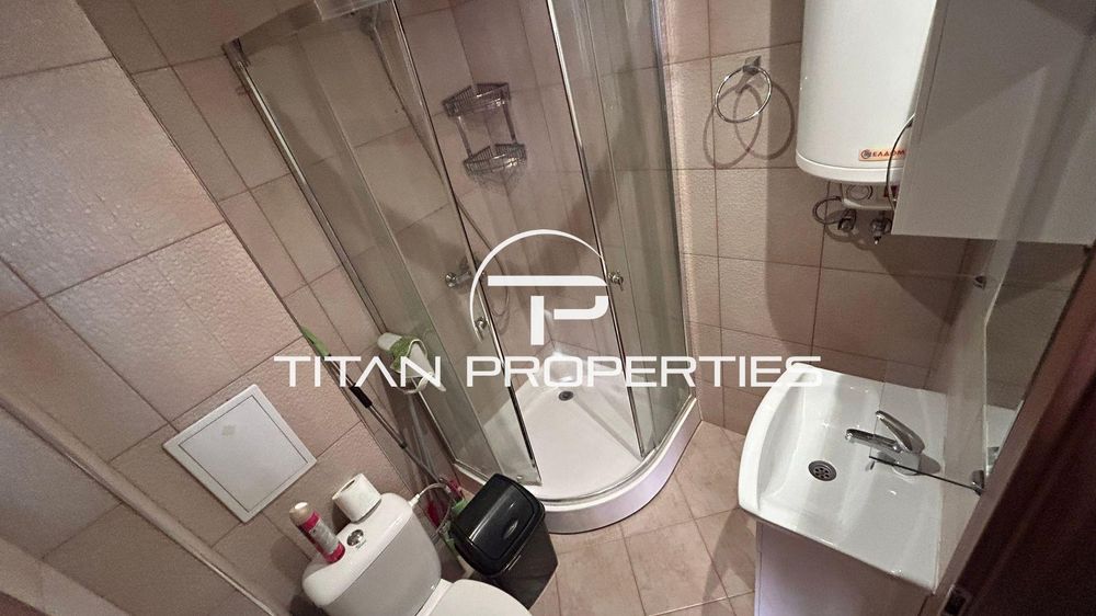 Двустаен апартамент в кв. Славейков