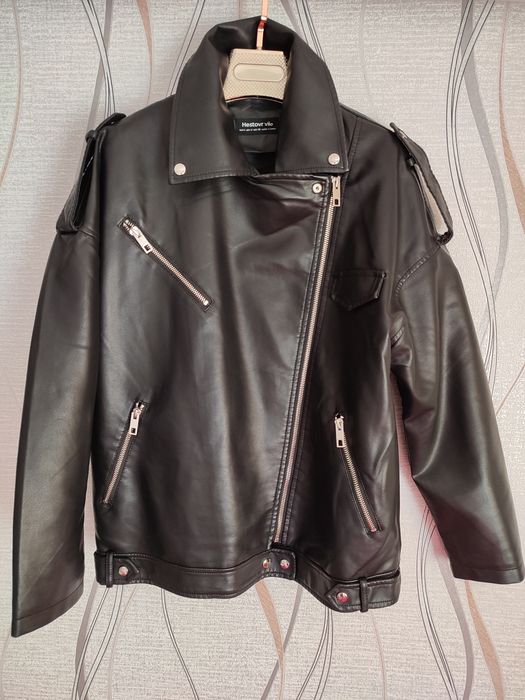 Женская Куртка (эко кожа )