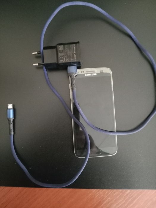Продам телефон SAMSUNG  в хорошем состоянии