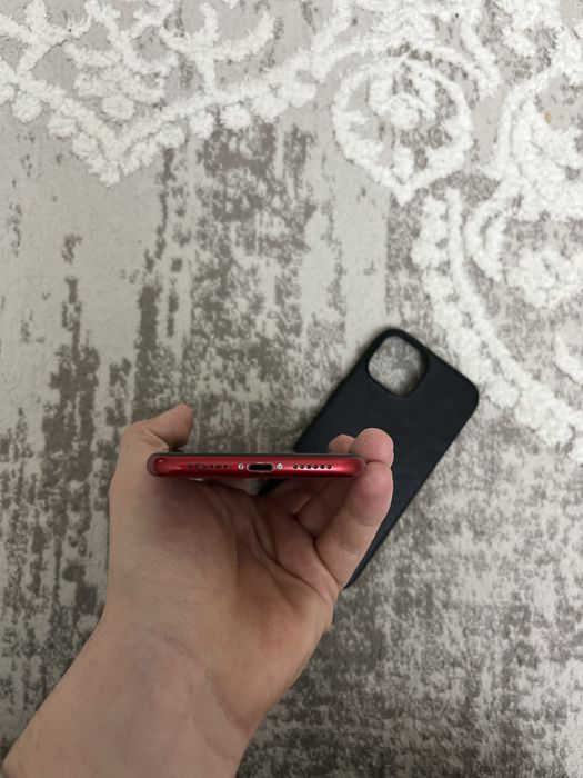 Продам Айфон Хр в отличном состояние