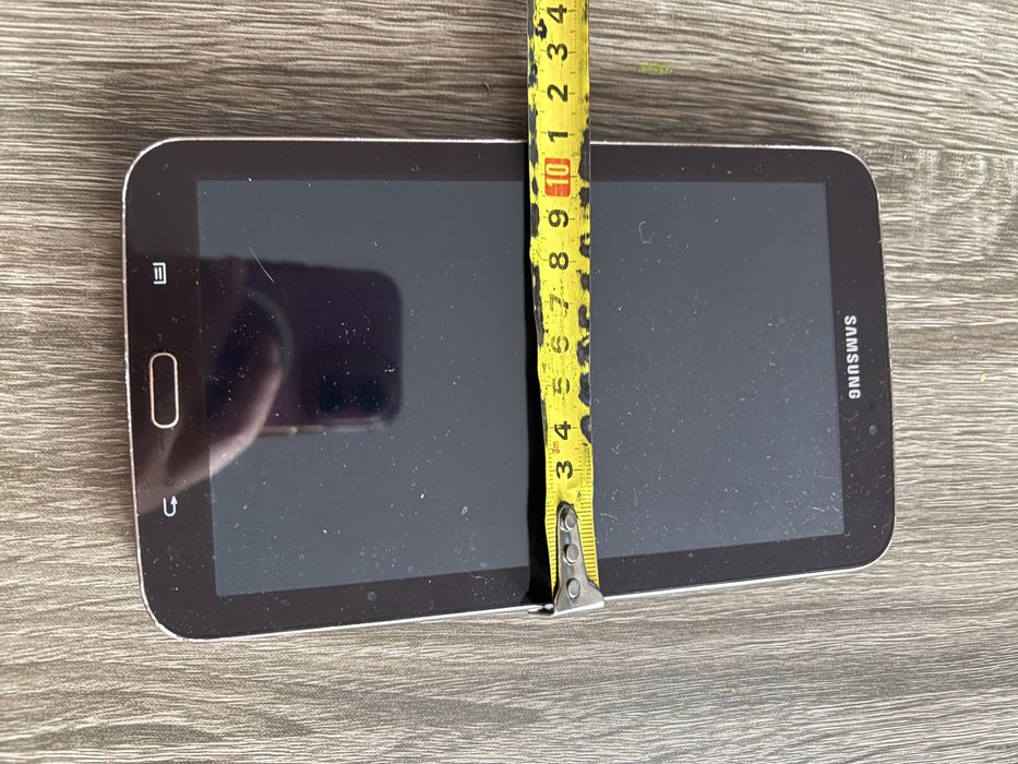 Планшет Samsung Galaxy Tab 3 SM-T210