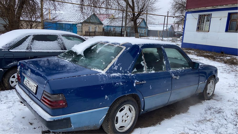 Продам мерседес 124