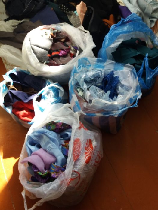 Продаю отрезы тканей и лоскуты