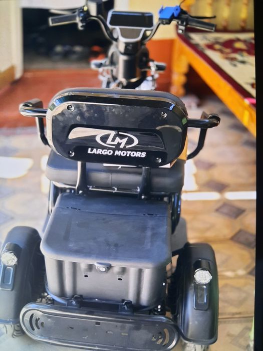 Skuter sotiladi 3 kshlik