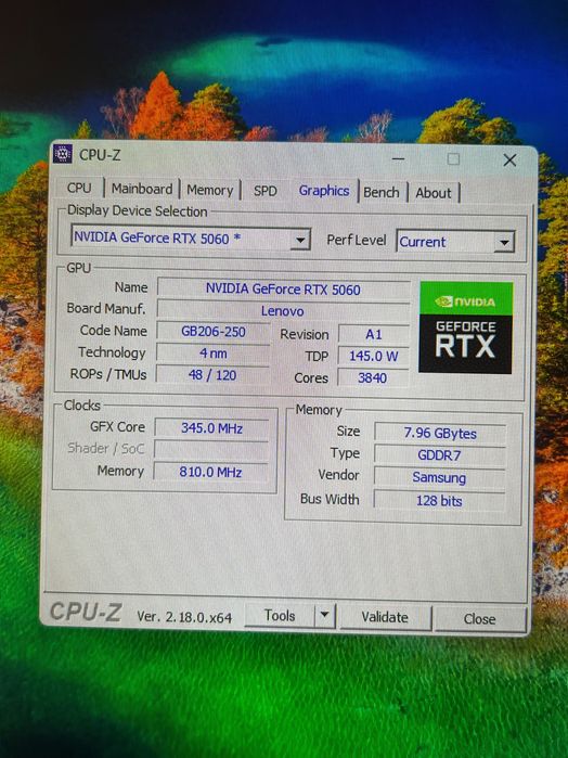 Lenovo LOQ Ryzen 7 8745HX / RTX 5060 / 1TB / Win 11 Pro / Ca nou