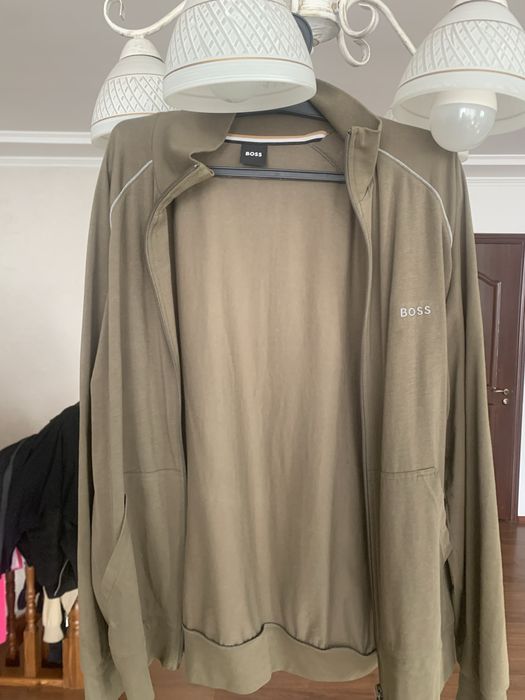 Ветровка BOSS …