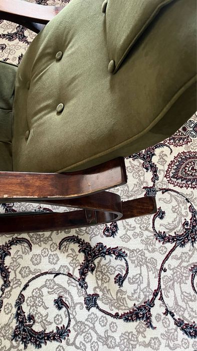 Качалка кресло продается