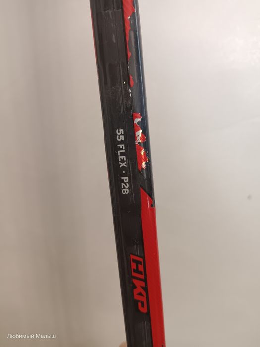 Продаю хоккейную клюшку