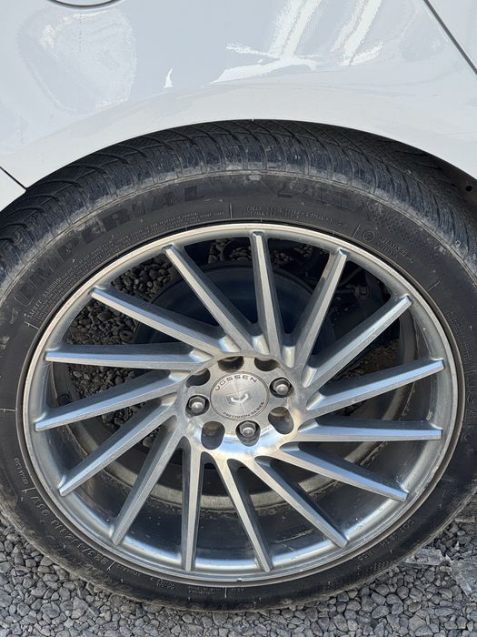 Vossin r18 diska balon