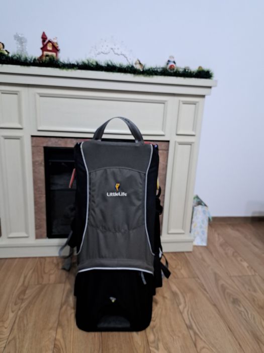 Rucsac port bebe Litlle Life.