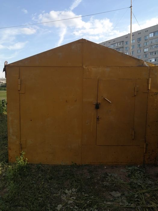 Продам гараж железный.