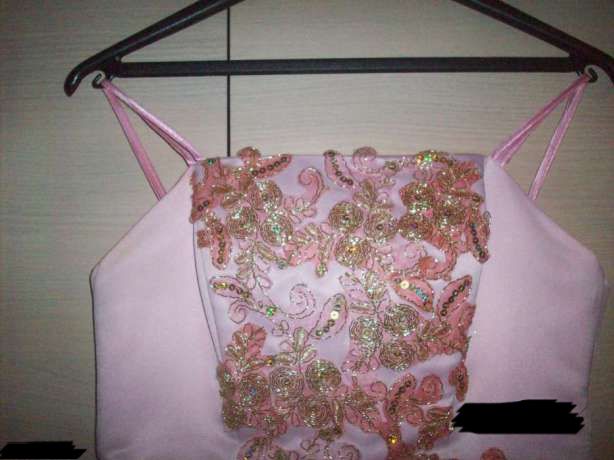 Rochie de ocazie cu volanase