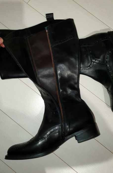 Дамски кожени ботуши