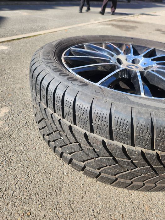 Jante cu anvelope Mercedes GLE 255/50 r19