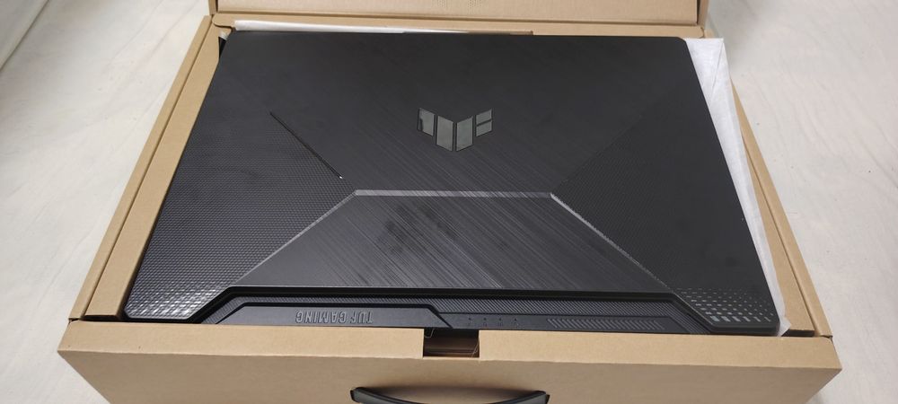 Asus TUF A15 игровой ноут