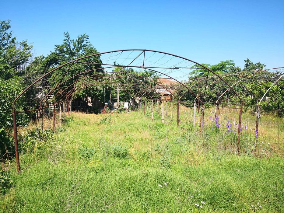 Продавам оранжерии