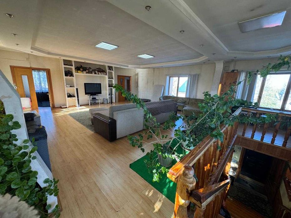 Продам коттедж в соц.городе