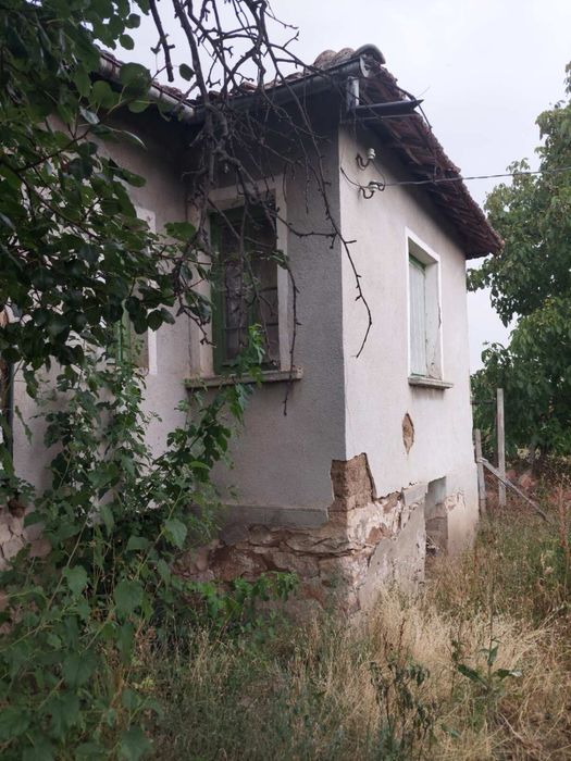 Продава се Къща в с. Винище, Област Монтана - 1800 кв.м за 7 €/кв.м - Снимка #1