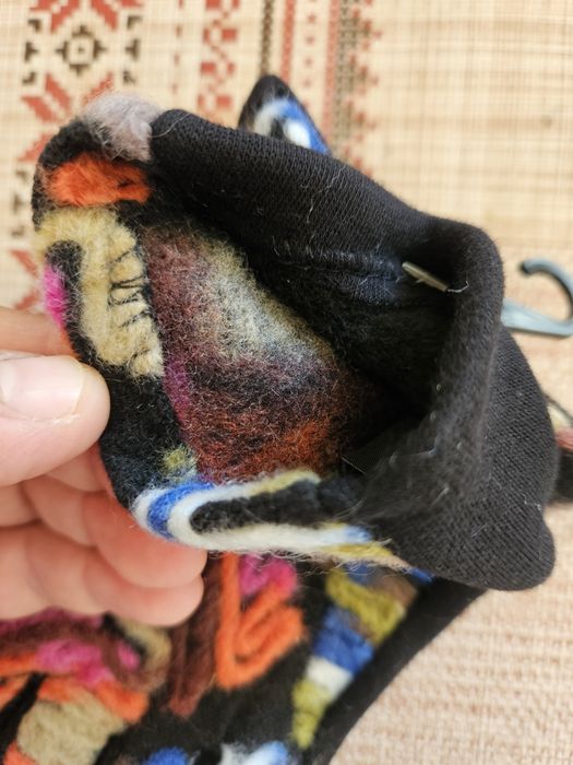 Чисто нови ръкавици