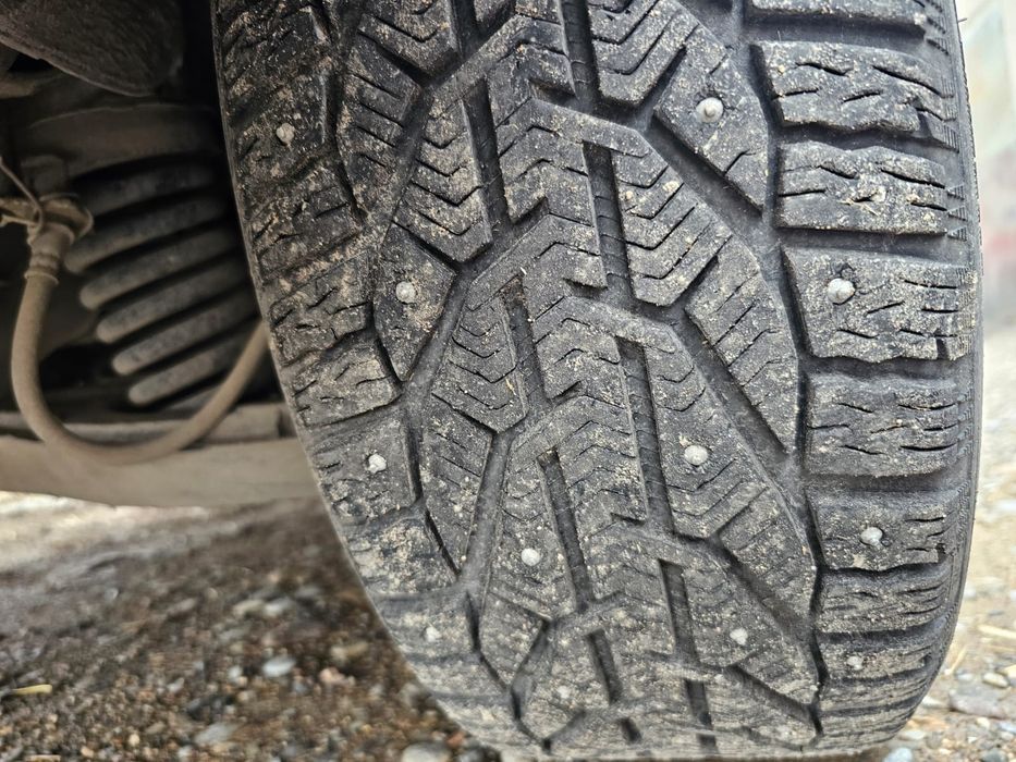 Диски с шины 205/55R16
