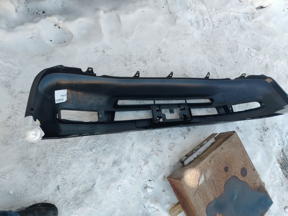 Бампер новый Тайвань тойота RAV4. 94г.