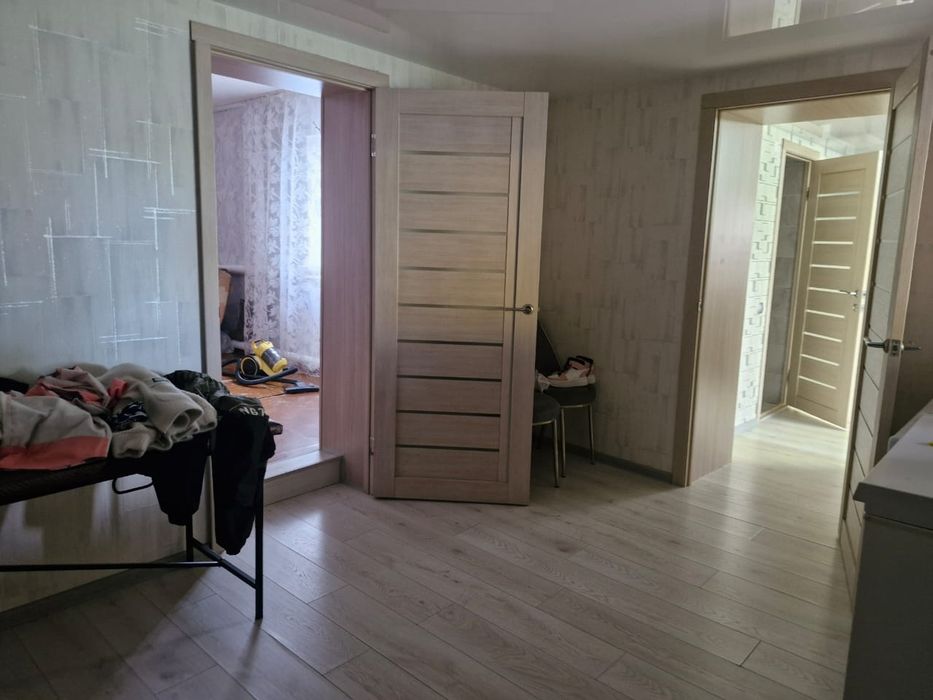 Продам дом,частично мебелированый