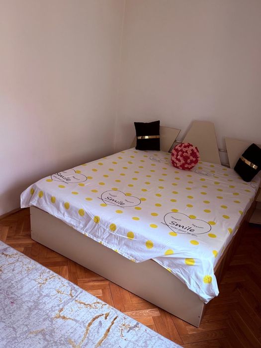 Inchiriez apartament 3 camere