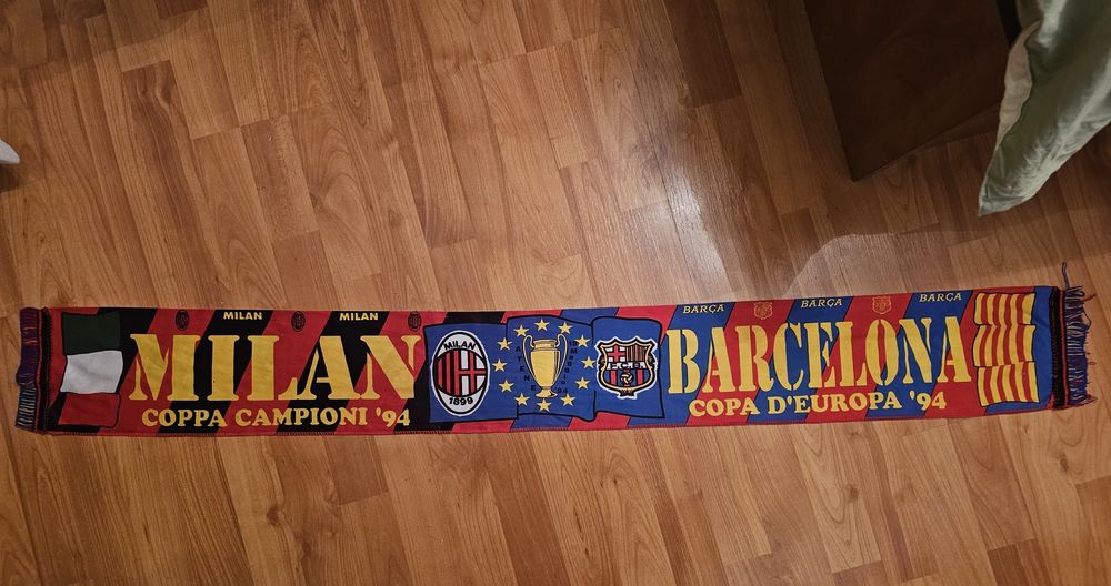 Esarfa AC Milan Barcelona Cupa 1994