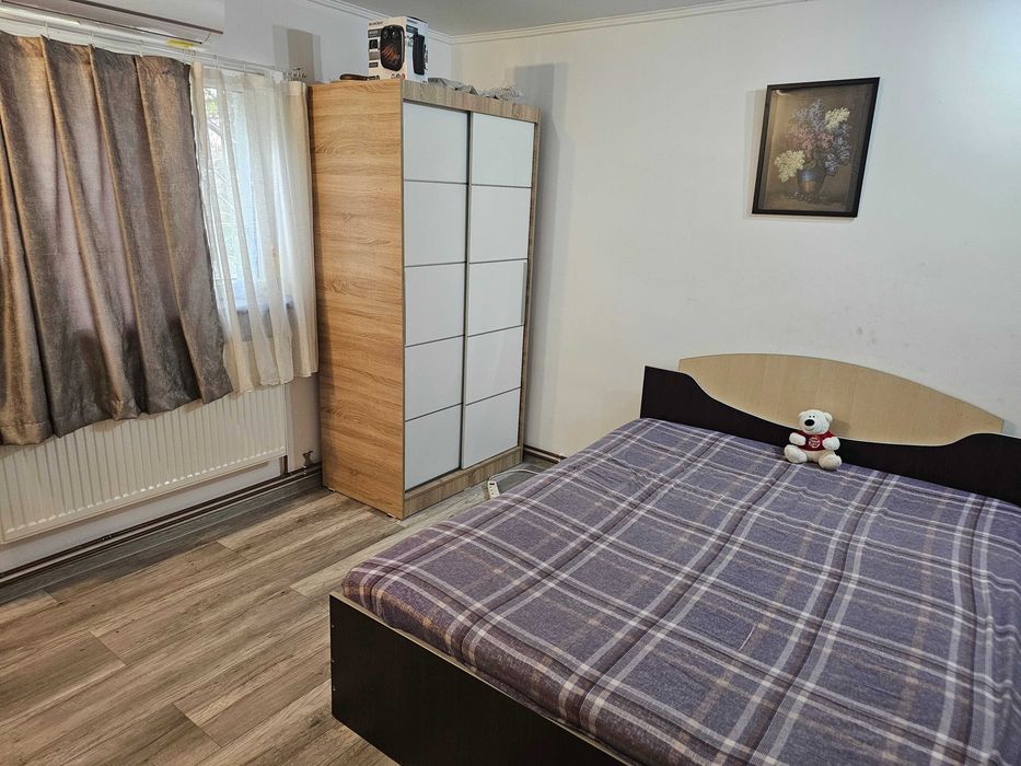 Inchiriez casa 3 camere semimobilata or. Pantelimon, Ilfov