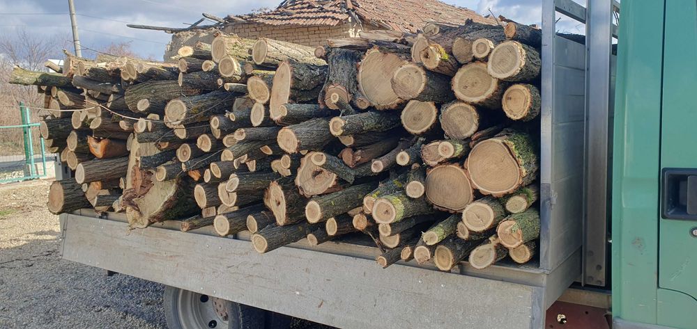 Дърва за огрев-нарязани,нацепени и метрови!