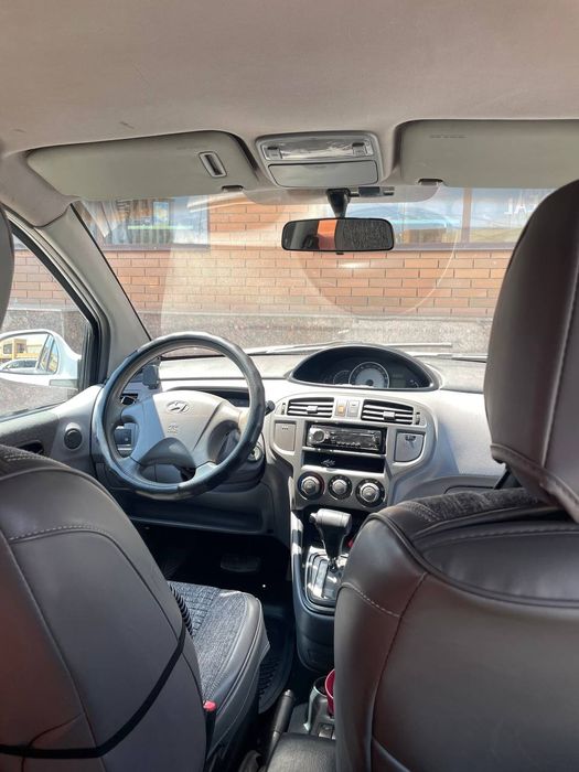 Hyundai Matrix 2007 года.