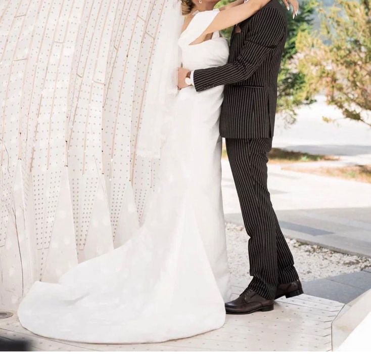 Свадебное Платье Продам!