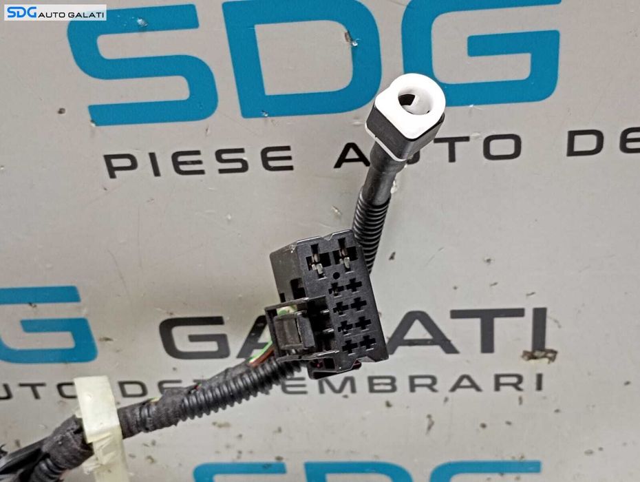 Cablaj Instalatie Electrica Dreapta Haion Haion Capota Portbagaj Volkswagen Golf 5 2004 - 2008 Cod 1K9971148 [M6706]