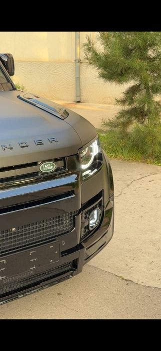 Range rover defender