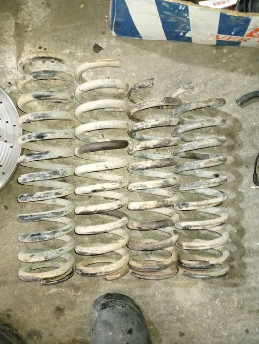 запчасти на Мерседес w124