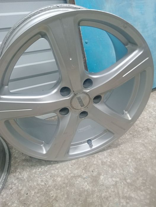 Продам диски р18
