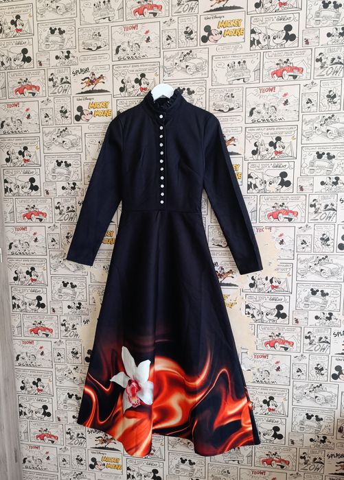 Красива дълга рокля