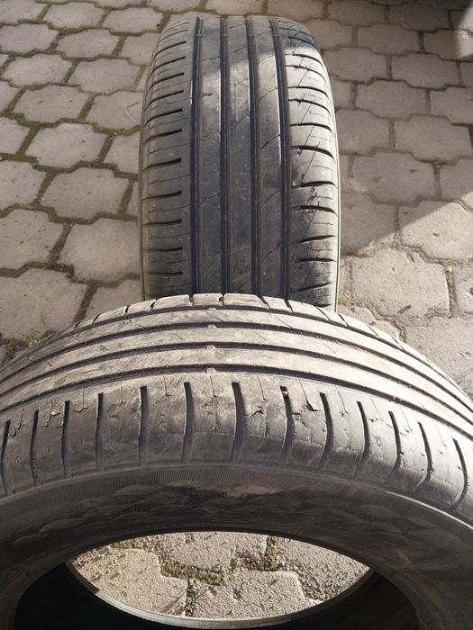 2 шины Cordiant 215 65 R16.
