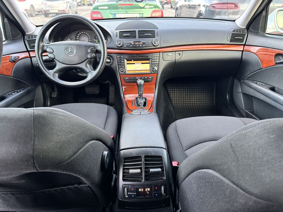 Vand mercedes w211 3.0D 4matic